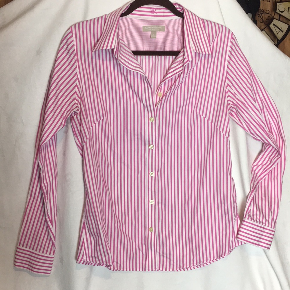 😍 Pretty in Pink 😍 Casual Button Up